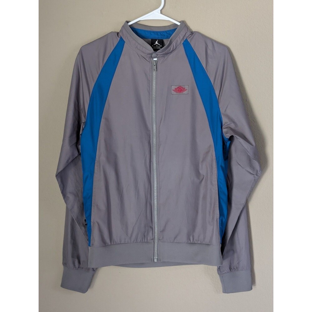 NIKE Men's Jordan AJ1 Muscle Wind Break Jacket, Small